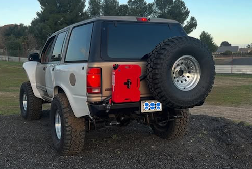 FORD EXPLORER GEN 1  REAR BUMPER image 0