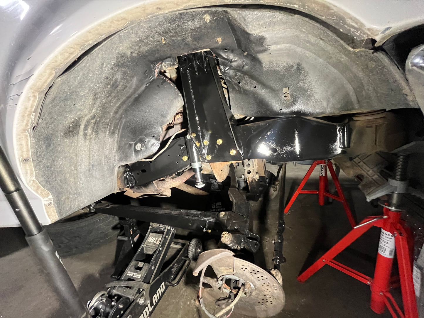 FULL SIZE BRONCO/F-150 BOLT IN COILOVER MOUNT