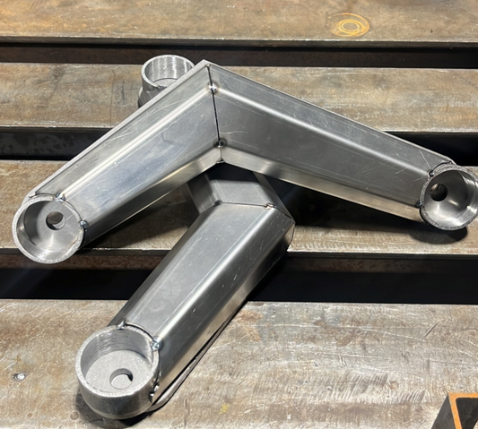 Modified Shackles for Use on F67 and F67hd Rear Springs