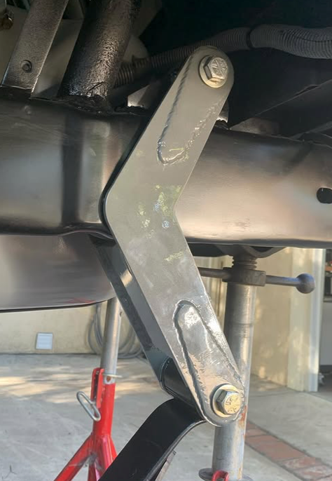 1988-1996 Bronco/F-150 Rear Long Travel Shackle and Hanger Kit