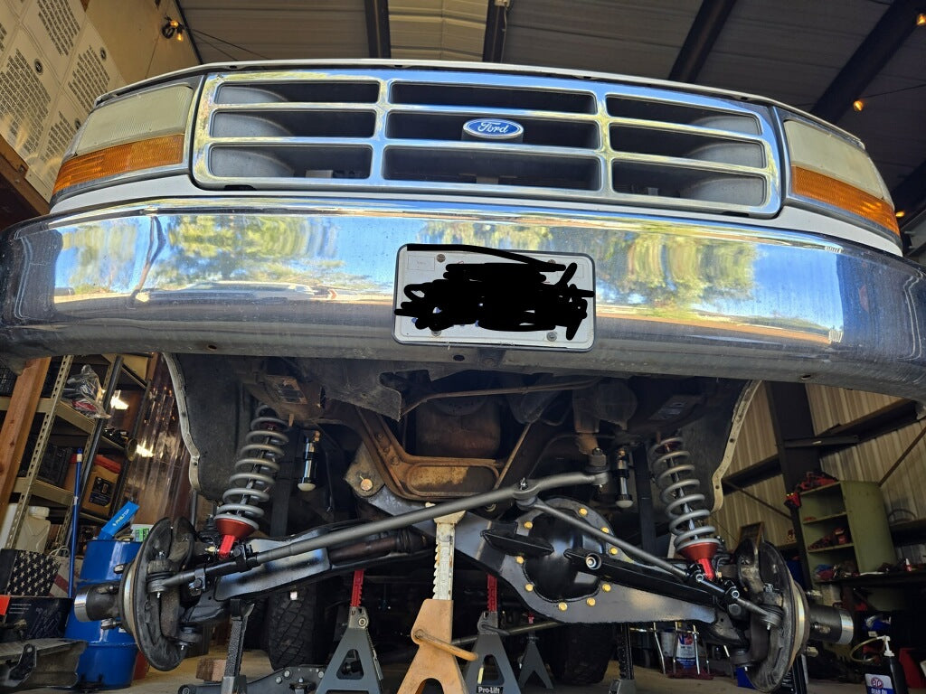 FULL SIZE BRONCO/F 150 BOLT IN COILOVER MOUNT