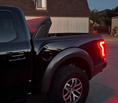 PRERUNNER CHASE TRUCK  TIRE CARRIER