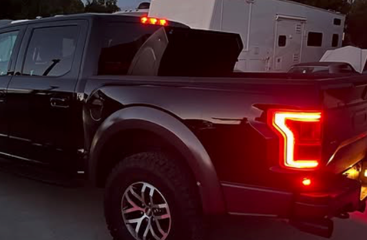 PRERUNNER CHASE TRUCK  TIRE CARRIER